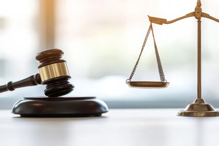 La loi de finances 2025 permet aux départements d’augmenter temporairement les droits d'enregistrement à titre onéreux jusqu’à 5 %. Découvrez les impacts pour les acheteurs et les exonérations pour les primo-accédants.