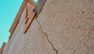 À Aubagne, les contrôles de décence et mises en péril se multiplient. Propriétaires, anticipez et protégez votre patrimoine.