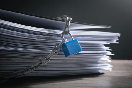 fraude dossier location, faux bulletins de salaire location, gestion locative sécurisée, vérification dossier locataire, loyers impayés, Chaix Immobilier Aubagne.